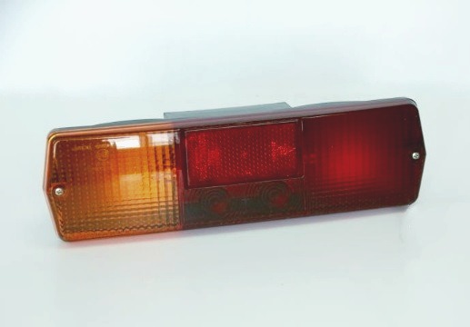 Фонарь задний /2.3/ 9802-07 ЛЕВЫЙ 2 болта с катафотом, без подсветки номера б/л 12В ОСВАР 9802.3716-07 Фонарь задний /2.3/ 9802-07 ЛЕВЫЙ 2 болта с катафотом, без подсветки номера б/л 12В ОСВАР 9802.3716-07